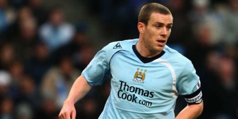 Richard Dunne vẫn đang là cầu thủ có số bàn phản lưới nhà nhiều nhất tại giải NHA